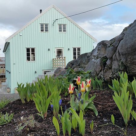 Lysvoldbrygga Bed & Breakfast Henningsvær Eksteriør bilde