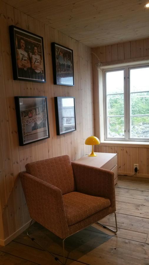 Lysvoldbrygga Bed & Breakfast Henningsvær Eksteriør bilde